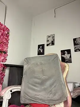 Rachell More online show from January 2025 12:36:01 AM