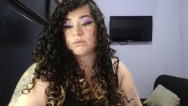 Snapshot of ANGELIQUE_KLANE chatting on February 2025 11:38:02 PM ANGELIQUE KLANE online show from February 2025 11:38:02 PM