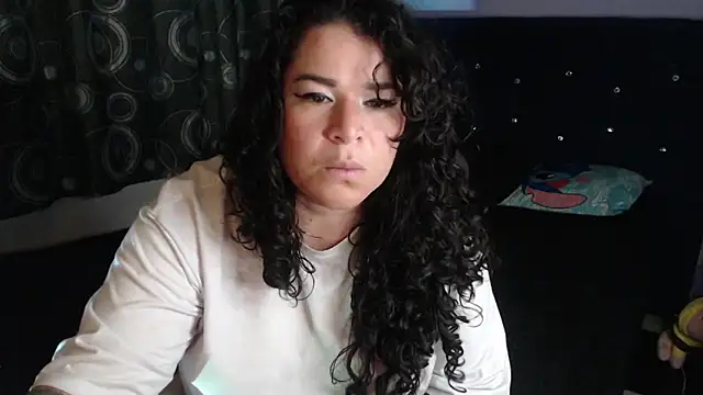 ANGELIQUE KLANE online show from May 2026 06:09:01 PM