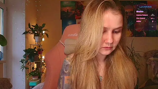 GoodWitch  online show from October 2025 08:23:01 AM