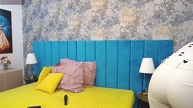 LisaCroft online show from September 2025 04:24:01 AM