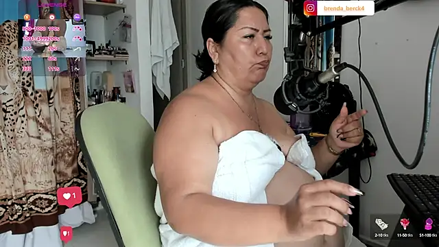 Brenda Berck  online show from March 2025 06:52:01 PM