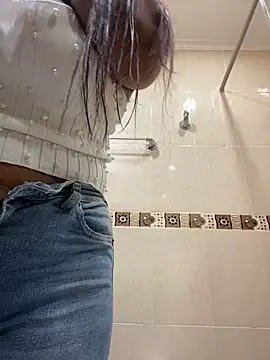 Fancyxlove online show from December 2024 12:30:02 PM