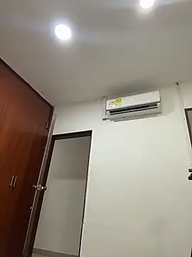 Fancyxlove online show from April 2026 12:17:01 PM