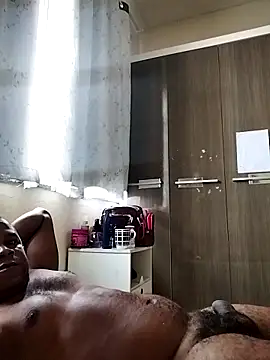 Snapshot of chokito32 chatting on February 2026 01:10:01 PM chokito32 online show from February 2026 01:10:01 PM