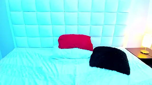 teresasroom  online show from February 2025 07:38:01 PM