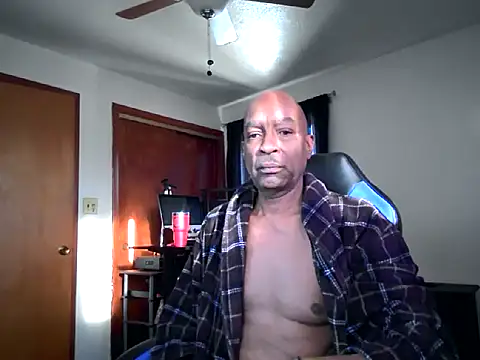 longdick4you8686 online show from February 2025 01:28:02 PM