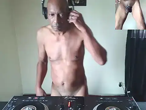 longdick4you8686 online show from June 2026 02:59:02 PM