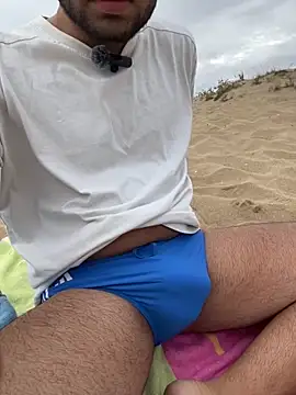 mrcumshotboy online show from October 2025 12:25:02 PM