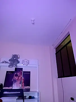 Latin summer online show from March 2025 03:45:01 AM