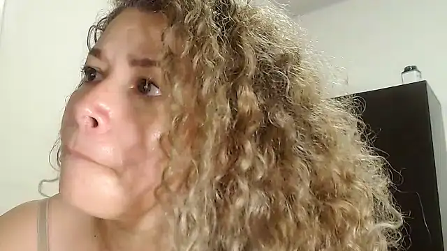 dalilasquirt1 online show from December 2024 04:11:01 AM