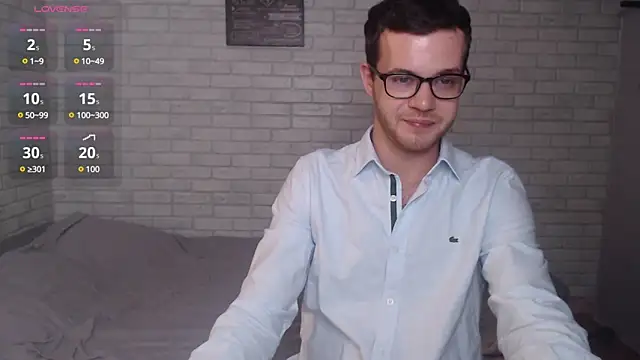 Snapshot of Alexxx_horny chatting on January 2025 06:49:01 PM Alexxx horny online show from January 2025 06:49:01 PM