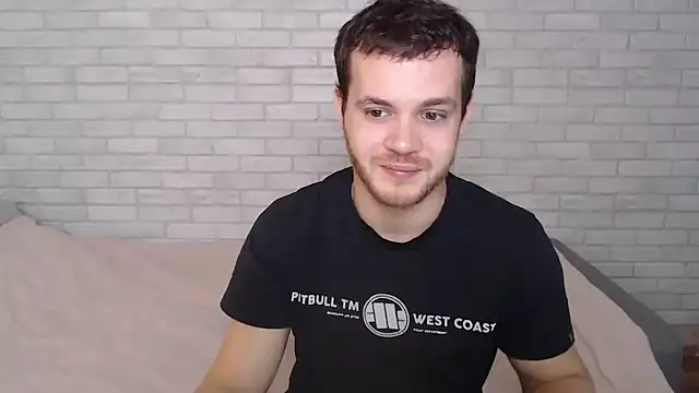 Snapshot of Alexxx_horny chatting on October 2025 08:57:02 AM Alexxx horny online show from October 2025 08:57:02 AM