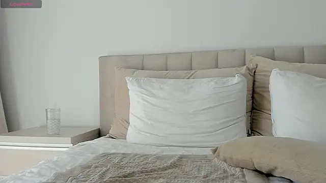 VickyStonee online show from June 2026 09:57:02 AM