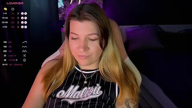 Snapshot of Fairy__Sofia chatting on January 2025 09:13:02 AM Fairy Sofia online show from January 2025 09:13:02 AM