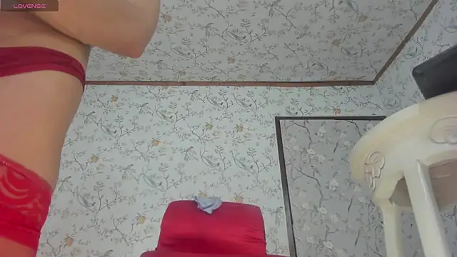 Snapshot of SEXYBABYGIRLTS chatting on July 2026 10:12:02 PM SEXYBABYGIRLTS online show from July 2026 10:12:02 PM