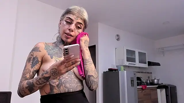 Snapshot of handipandapok chatting on January 2025 02:06:02 AM handipandapok online show from January 2025 02:06:02 AM