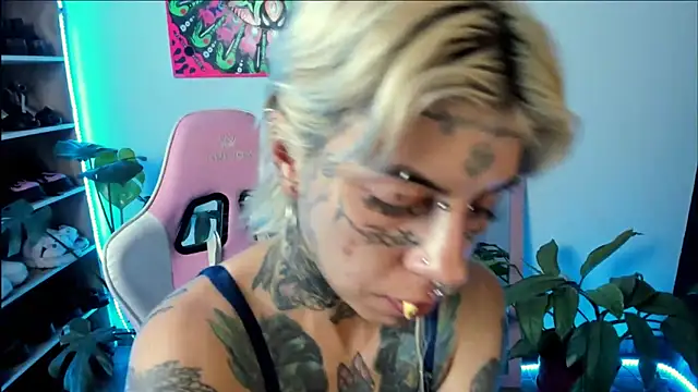 Snapshot of handipandapok chatting on February 2025 12:19:01 AM handipandapok online show from February 2025 12:19:01 AM