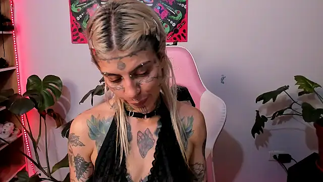 Snapshot of handipandapok chatting on March 2025 01:50:02 AM handipandapok online show from March 2025 01:50:02 AM