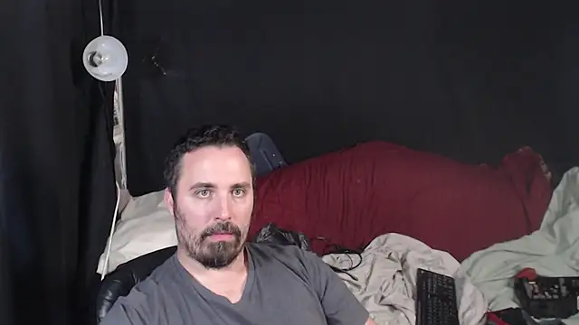 Metalstud online show from October 2025 06:03:01 AM