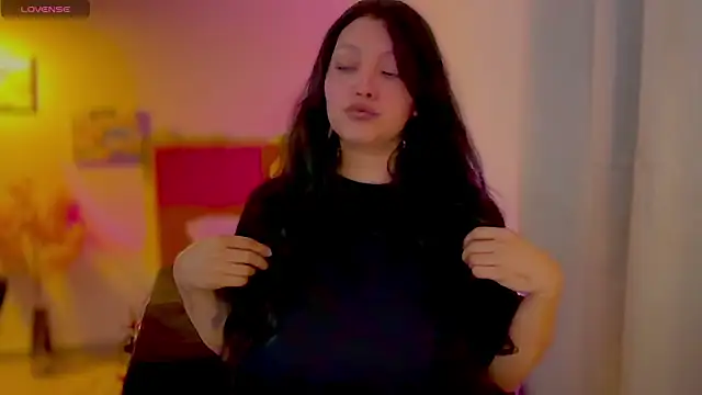 MarcellaGriffin online show from April 2026 06:50:01 PM