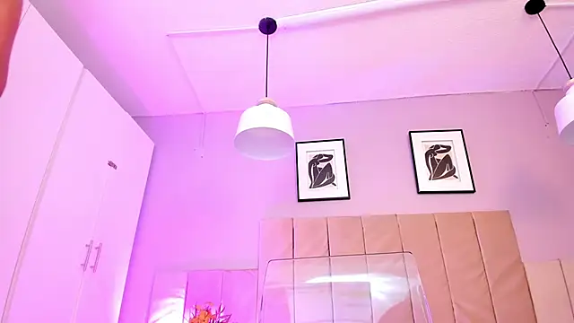 Inndrahot online show from January 2025 03:28:02 AM