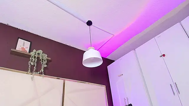 Inndrahot online show from September 2025 03:55:02 AM