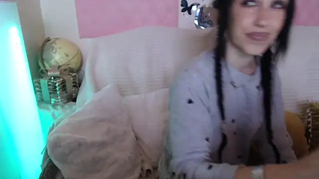 Snapshot of -carla- chatting on June 2026 05:38:01 AM -carla- online show from June 2026 05:38:01 AM