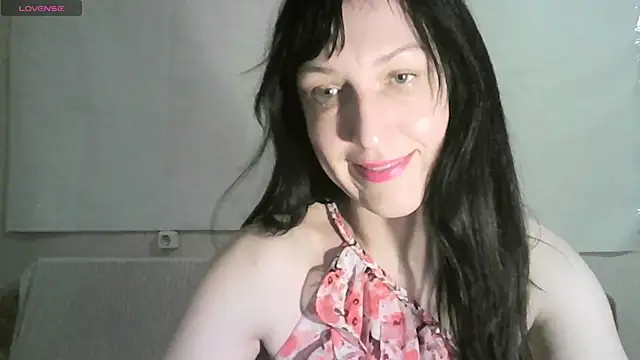 Snapshot of MarieODahliaS chatting on January 2025 01:21:02 PM MarieODahliaS online show from January 2025 01:21:02 PM