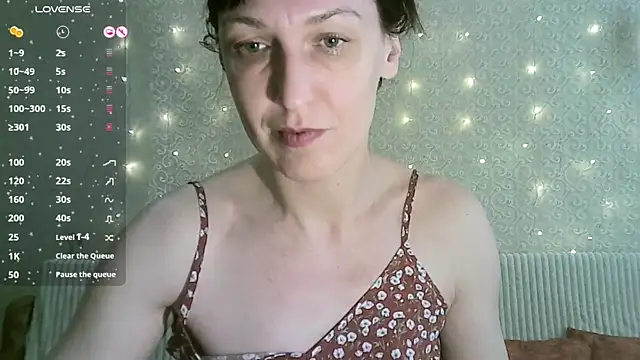 Snapshot of MarieODahliaS chatting on March 2025 08:52:02 AM MarieODahliaS online show from March 2025 08:52:02 AM