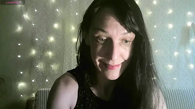 Snapshot of MarieODahliaS chatting on October 2025 11:39:01 AM MarieODahliaS online show from October 2025 11:39:01 AM