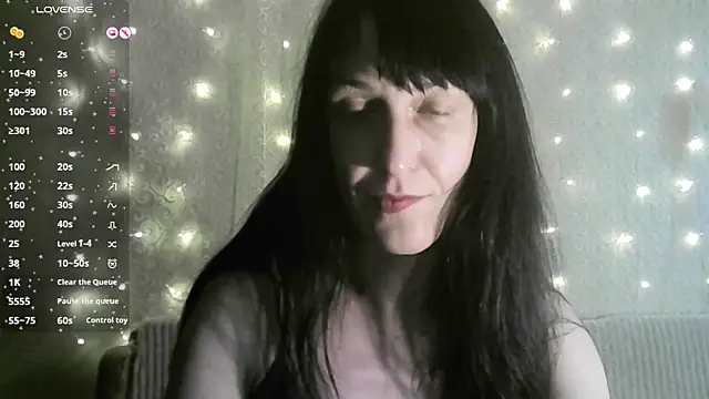 Snapshot of MarieODahliaS chatting on October 2025 09:29:02 AM MarieODahliaS online show from October 2025 09:29:02 AM