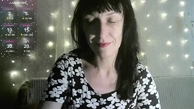 Snapshot of MarieODahliaS chatting on October 2025 08:55:02 AM MarieODahliaS online show from October 2025 08:55:02 AM