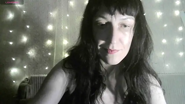 Snapshot of MarieODahliaS chatting on October 2025 10:52:02 AM MarieODahliaS online show from October 2025 10:52:02 AM