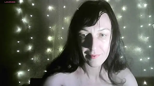 Snapshot of MarieODahliaS chatting on November 2025 11:49:01 AM MarieODahliaS online show from November 2025 11:49:01 AM