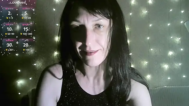 Snapshot of MarieODahliaS chatting on November 2025 10:29:01 AM MarieODahliaS online show from November 2025 10:29:01 AM