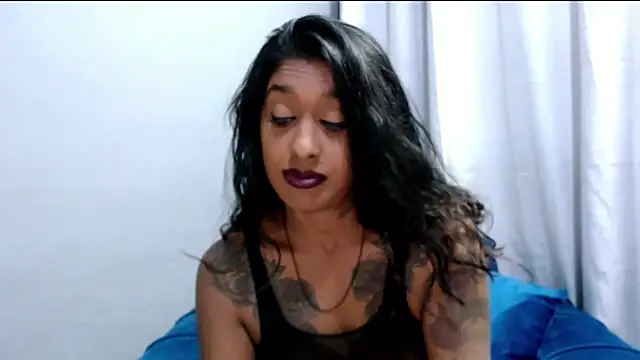 Lisaabrown  online show from May 2026 10:37:01 PM