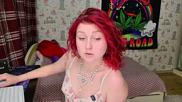 Snapshot of SmokyRose chatting on June 2026 10:39:02 AM SmokyRose online show from June 2026 10:39:02 AM