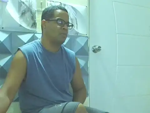 thesugar32 online show from September 2025 01:10:01 PM