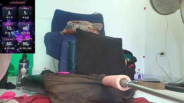 Snapshot of abigail_curvy chatting on September 2025 03:06:01 PM abigail curvy online show from September 2025 03:06:01 PM