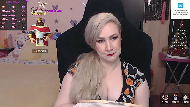 Snapshot of MissLexyGold chatting on December 2024 05:03:01 PM MissLexyGold online show from December 2024 05:03:01 PM