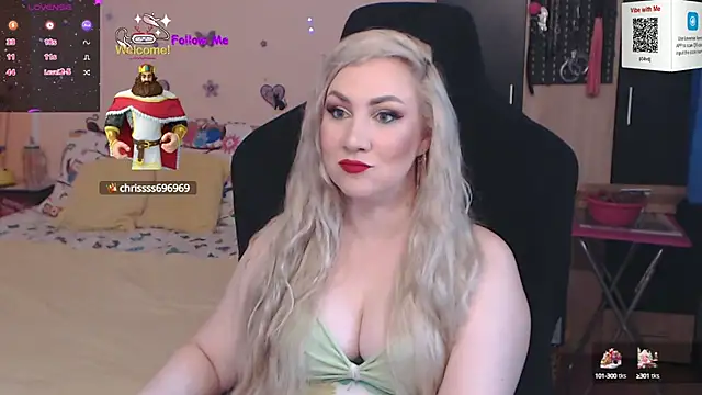 Snapshot of MissLexyGold chatting on January 2025 12:44:02 PM MissLexyGold online show from January 2025 12:44:02 PM