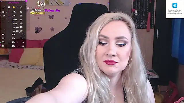 Snapshot of MissLexyGold chatting on February 2025 01:50:01 PM MissLexyGold online show from February 2025 01:50:01 PM