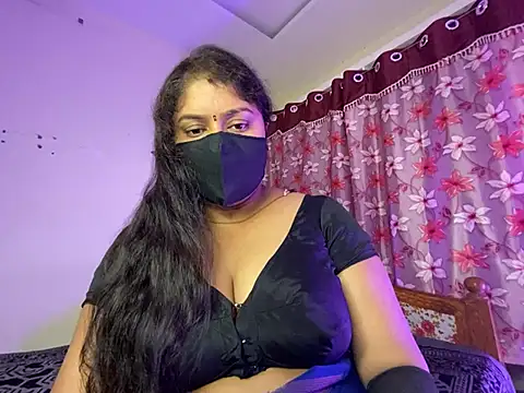 Snapshot of Love_4Sex chatting on May 2026 05:57:01 AM Love 4Sex online show from May 2026 05:57:01 AM