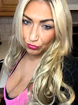 LittleMissEeve online show from September 2025 11:05:02 PM