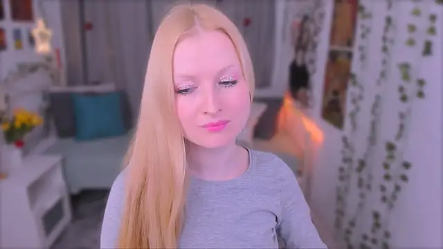 Laly Peach online show from December 2024 10:52:02 PM