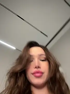 stefannichka online show from September 2025 08:41:01 PM