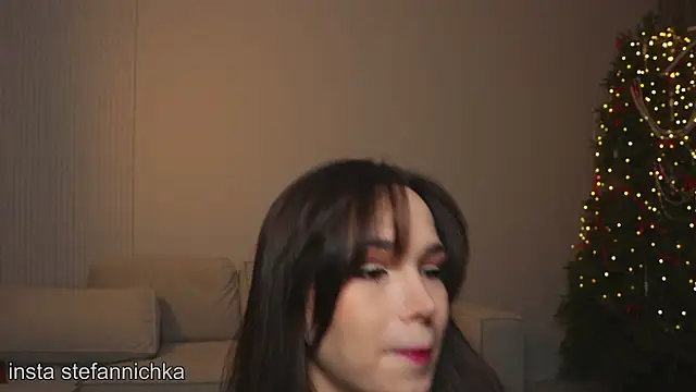 stefannichka online show from December 2025 09:00:01 PM