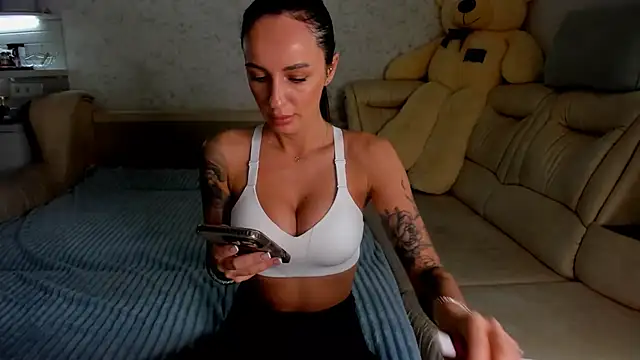 Snapshot of Your_Masha chatting on March 2025 09:33:02 AM Your Masha online show from March 2025 09:33:02 AM