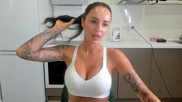 Snapshot of Your_Masha chatting on September 2025 06:13:01 AM Your Masha online show from September 2025 06:13:01 AM